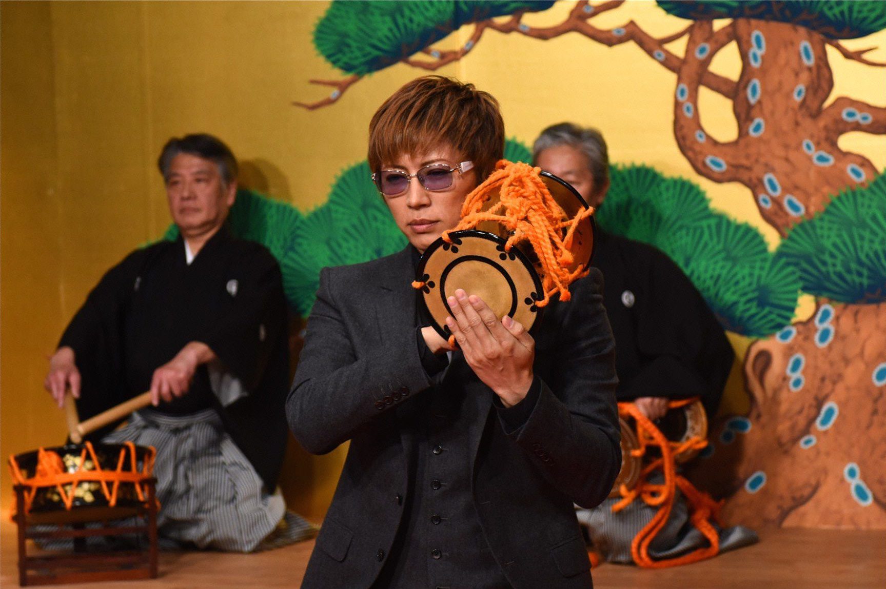 テレ朝POST » 無敗の帝王GACKT は「小鼓」も鳴らせるのか?! 150万円の