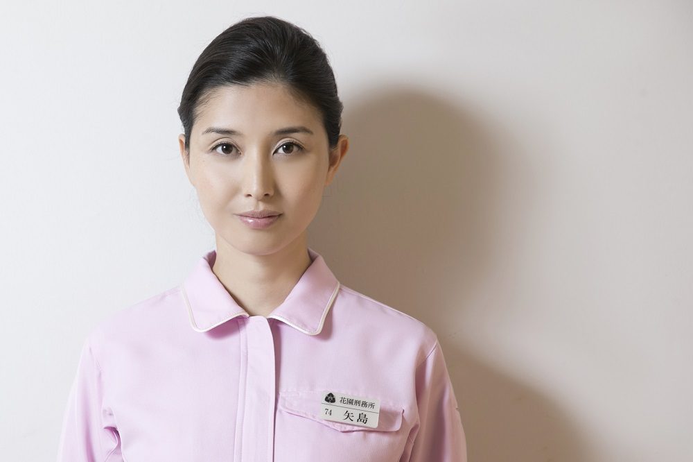 テレ朝POST » 全身整形ナース熱演の橋本マナミ、被害妄想で