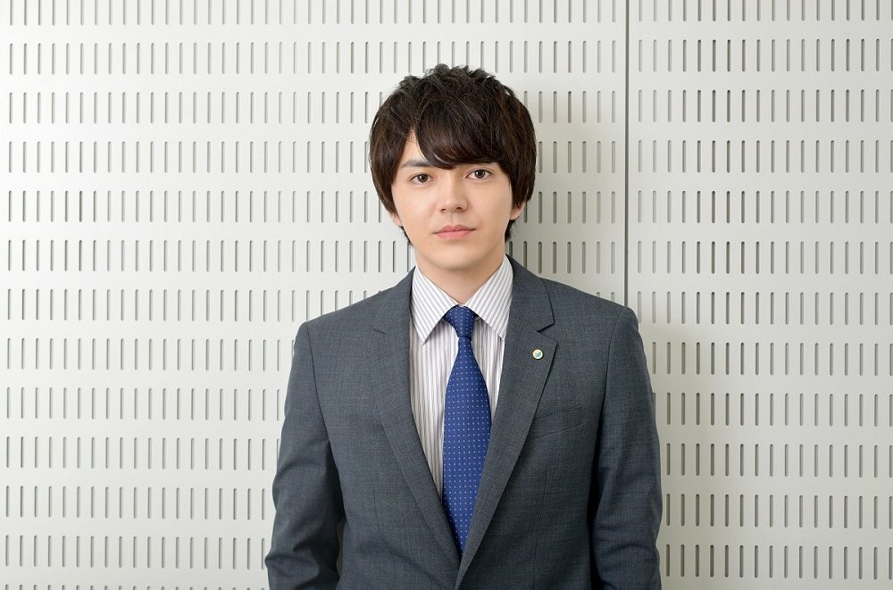 牧凌太：林遣都　直筆サイン入り【ドラマ おっさんずラブ】劇中生写真 直筆サイン入り 林遣都 劇中生写真】ドラマ おっさんずラブ 牧凌