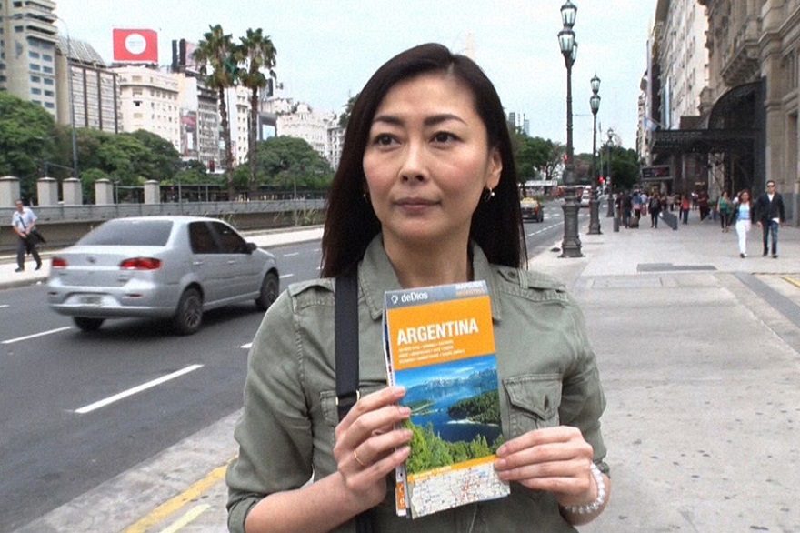 テレ朝post 中山美穂 アルゼンチンで猛ダッシュ 50時間以上動きっぱなしの過酷旅に挑戦