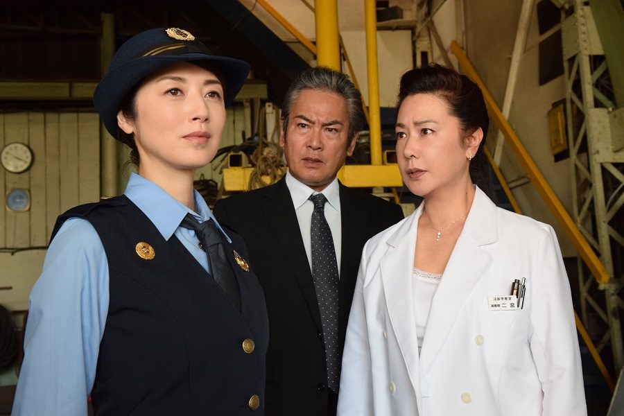 テレ朝post 名取裕子 最新作でやりたかったのは 昔に戻って夫婦で協力 法医学教室の事件ファイル