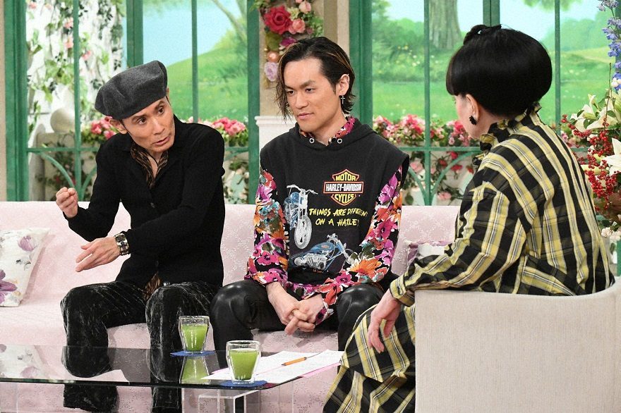 テレ朝post 片岡鶴太郎 画家の次男と初のトーク番組 同じく ヨガ生活 送る似たもの親子