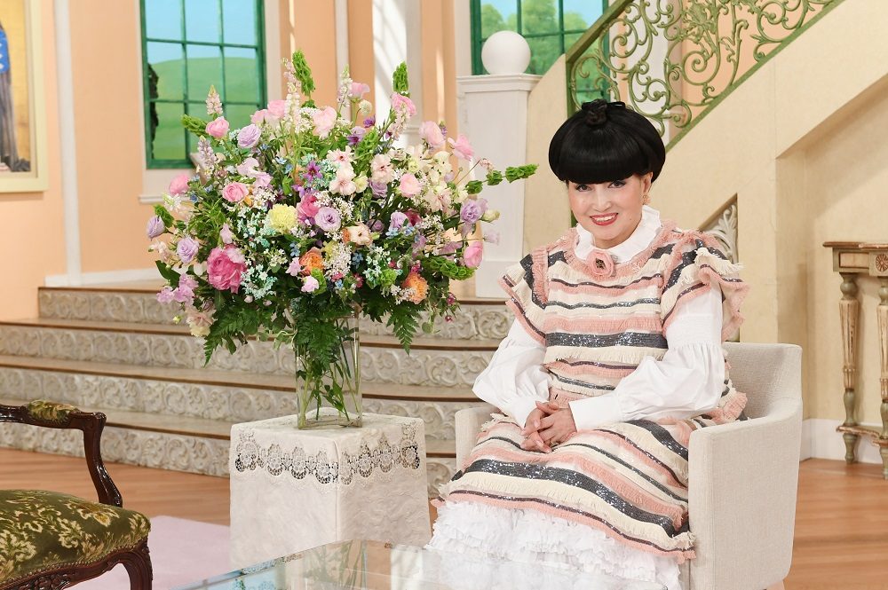 テレ朝POST » 45年目に突入する『徹子の部屋』、春から午後1時スタートに！「50年まではやりたい」