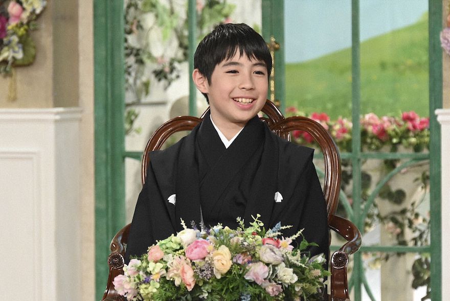 尾上眞秀、10歳になり歌舞伎俳優として初舞台へ。黒柳徹子とは2歳のときから“投げキッス友達”