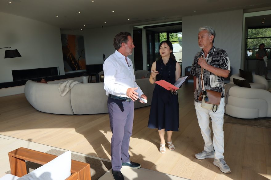 高田純次、LAで本気の別荘探し!ビバリーヒルズの大豪邸を内見…値段を聞いて衝撃