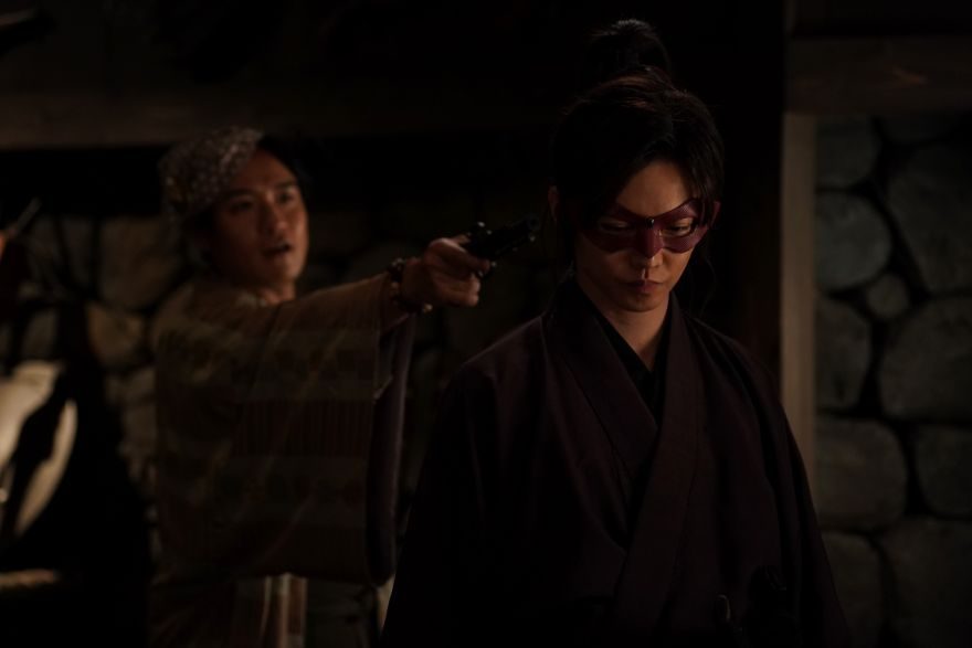 テレ朝POST » 『仮面の忍者 赤影』ラスト10秒、衝撃の発砲…有能主人公