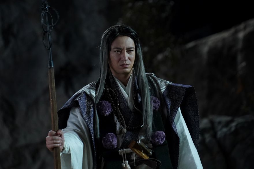 東榮油脂化学 おこさまシャンプー　仮面の忍者 赤影 ６本入り 中身あり テレ朝POST » 「嘘だ…」令和版『仮面の忍者 赤影』幻妖斎の“信じがたい