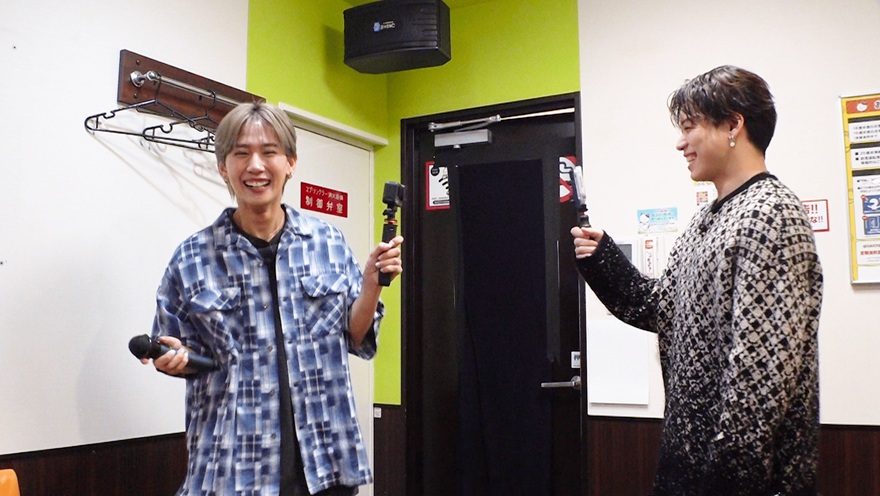 ガチの初対面2人の密室カラオケを観察!BALLISTIK BOYZ・加納嘉将×元タイプロ候補生・鈴木凌<初対面観察>
