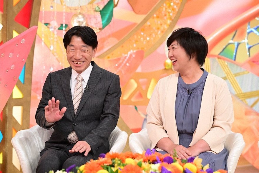 命がけの出産を乗り越え誕生した娘が“新婚さん”に!26年前に出場し“銀婚さん”となった夫婦