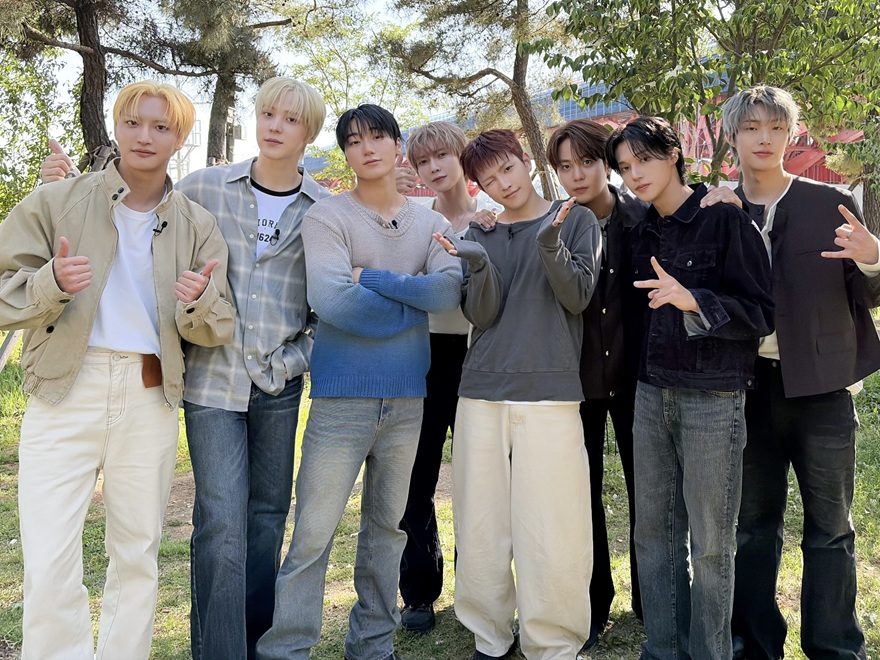 テレ朝POST » Mrs. GREEN APPLE・若井滉斗らが韓国で弾丸取材！ATEEZ